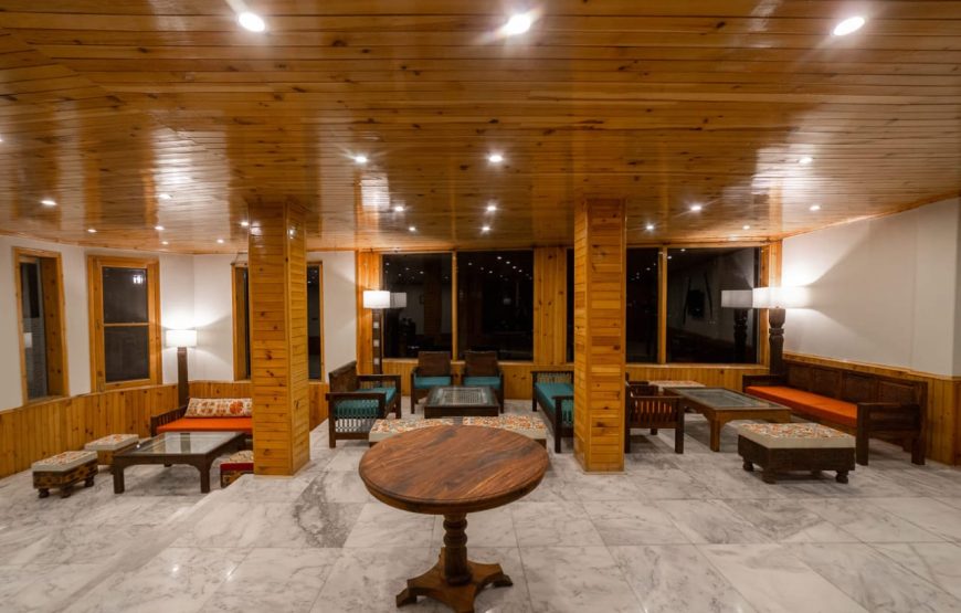 Roomy Dastaan Hotel Hunza