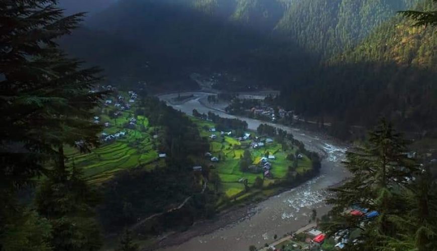 6 Days Family Tour Package to Neelum Valley