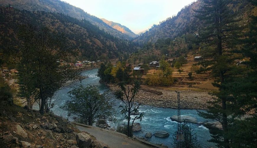 Neelum Valley 3D-2N Honeymoon Package