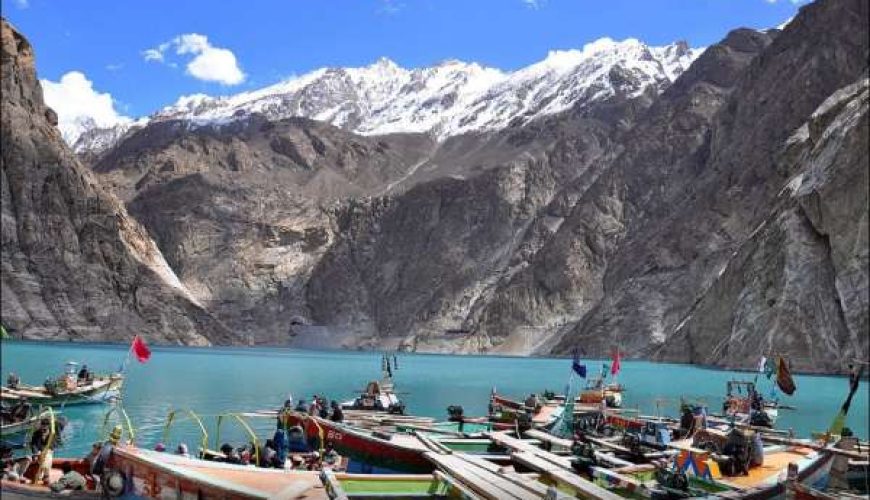 Hunza tour package for domestic and foreigners tourists